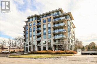 Building Photo - 2 The Pkwy