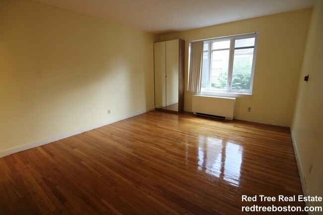 Foto del edificio - 573 Washington St