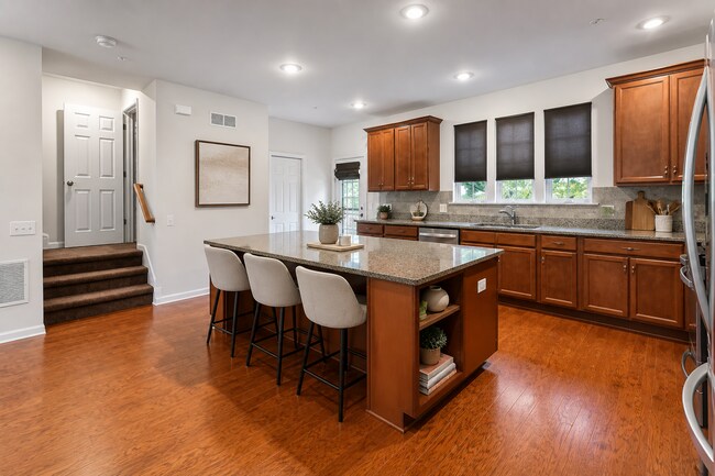 Foto del edificio - 484 Rowan St