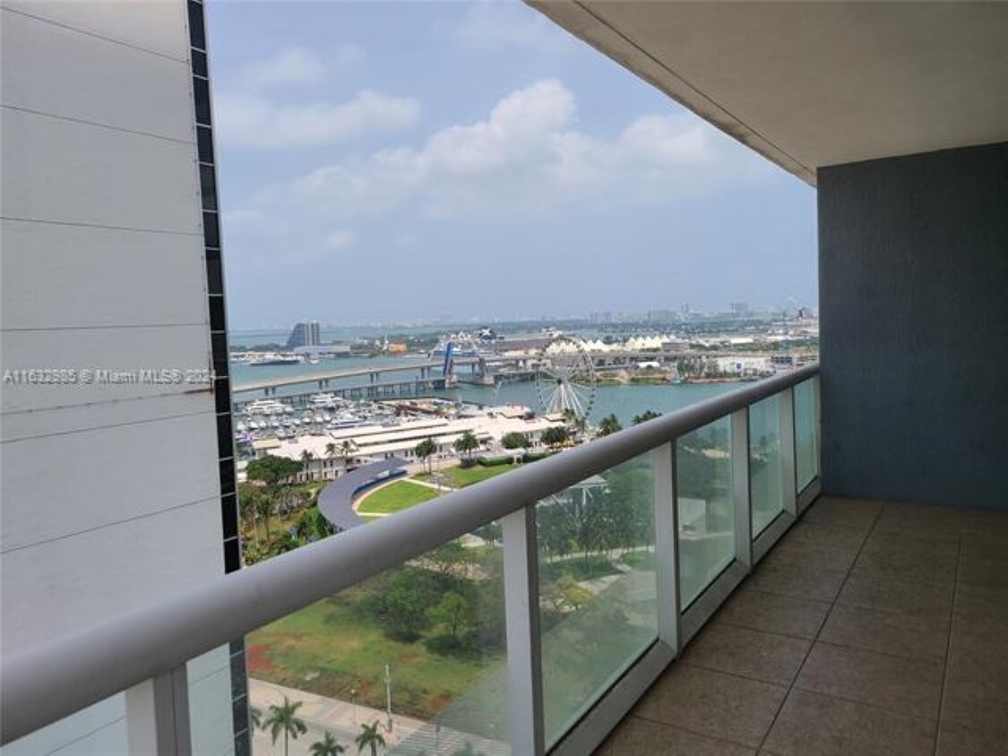 Foto principal - 50 Biscayne Blvd