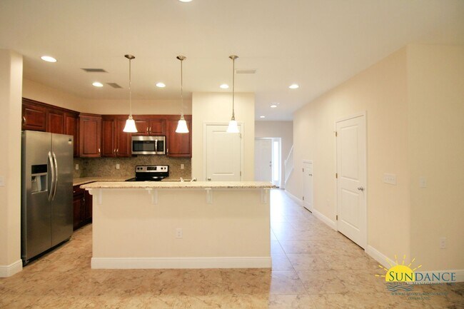 Foto del edificio - Nice 3 Bedroom Townhouse in The Palm Reserve