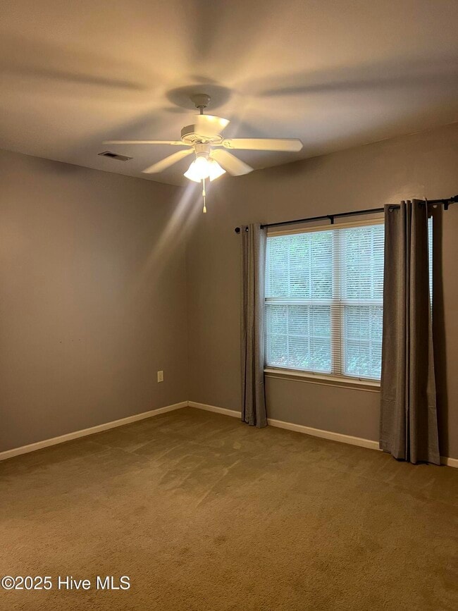 Building Photo - 2221 Locksley Woods Dr