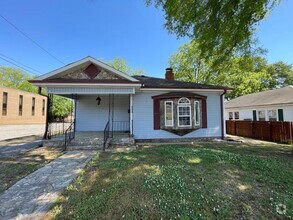 Building Photo - 209 Martin St