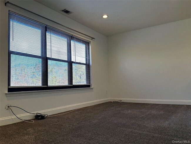 Building Photo - 67 Bailey Ct