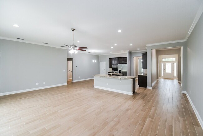 Foto del edificio - 11541 Paceys Pond Cir