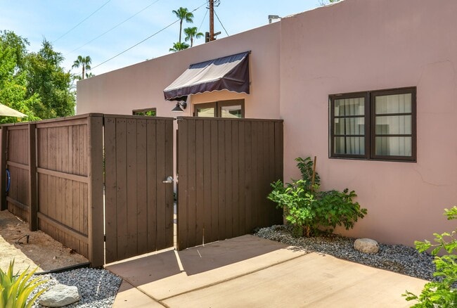 Building Photo - 133 Ocotillo Ave