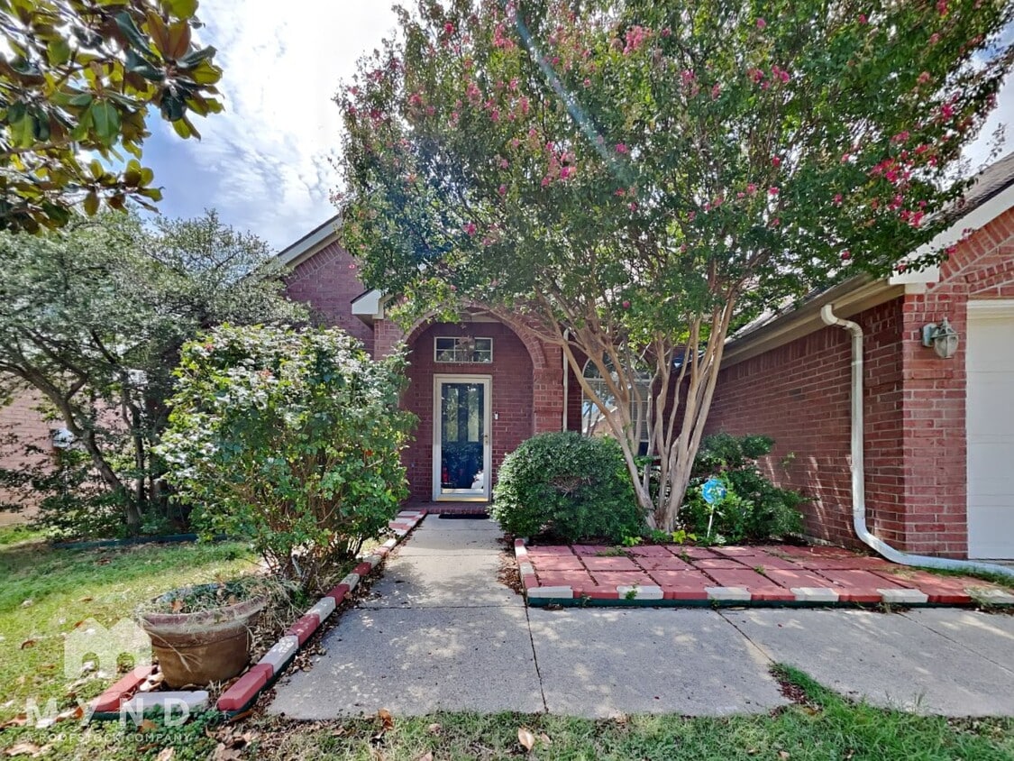Primary Photo - 8349 Everglades Cir