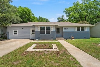 Building Photo - 1213 N 63rd St