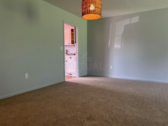 Building Photo - 27332 Collingwood Dr