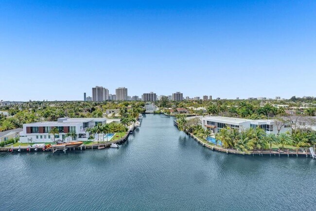 Foto del edificio - 401 Golden Isles Dr