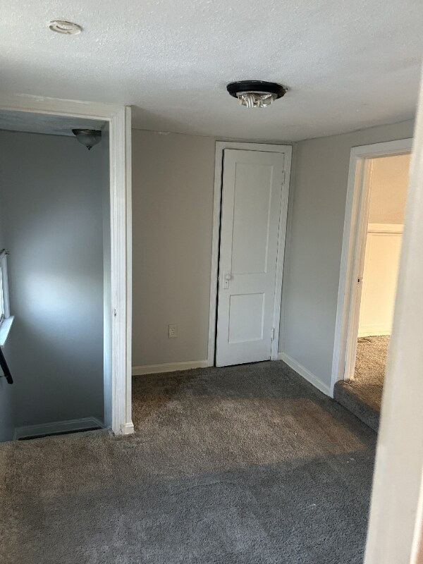 Foto del edificio - 3394 E 52nd St