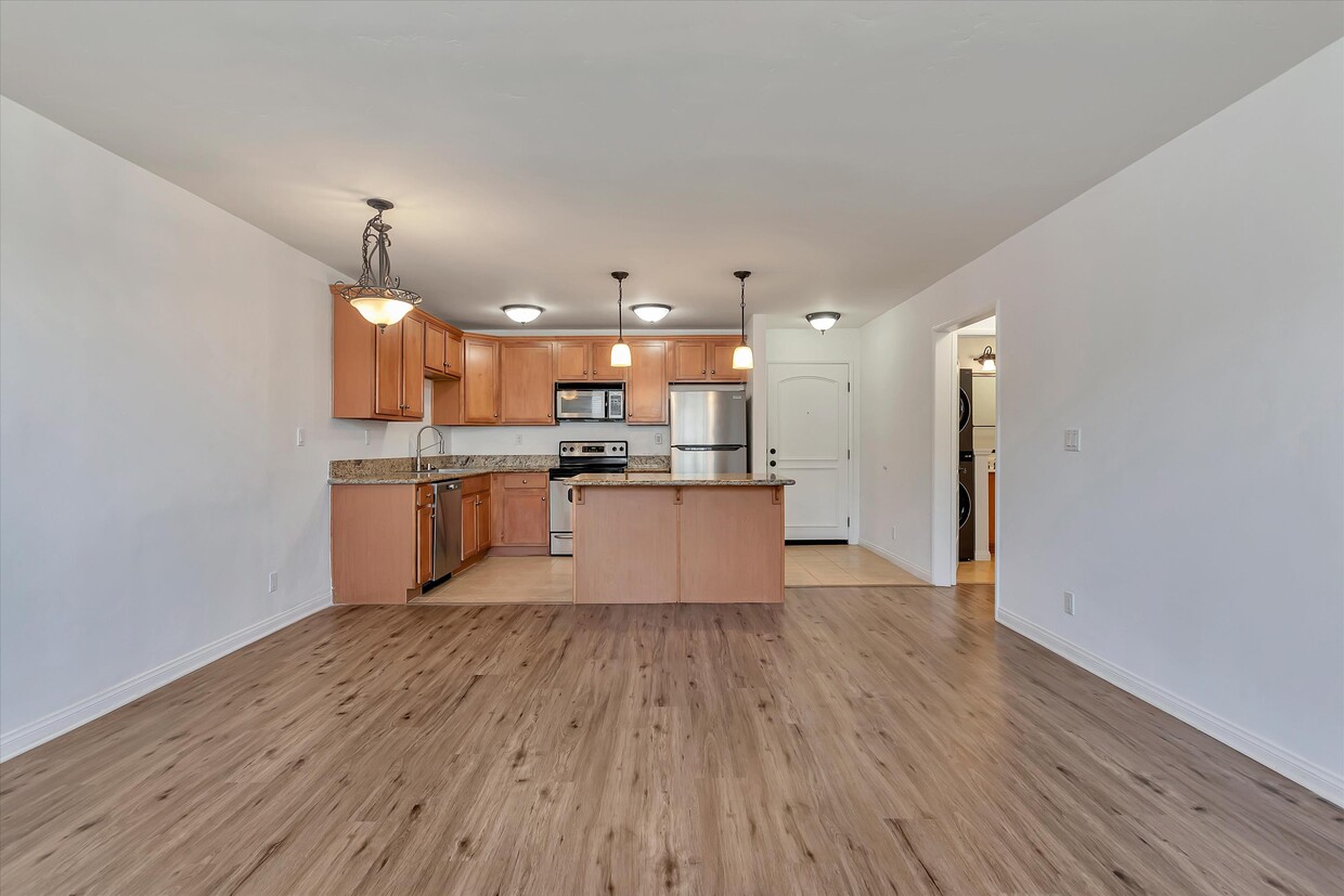 Foto principal - 4501 Collwood Blvd