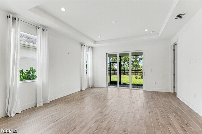 Foto del edificio - 44283 Panther Dr