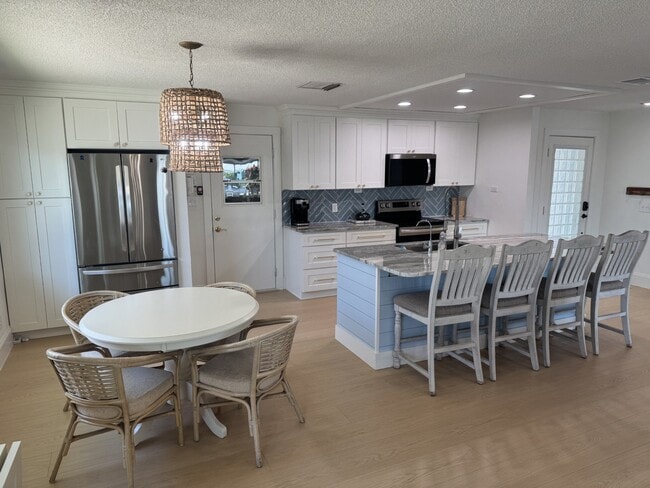 Building Photo - 4925 Forecastle Dr