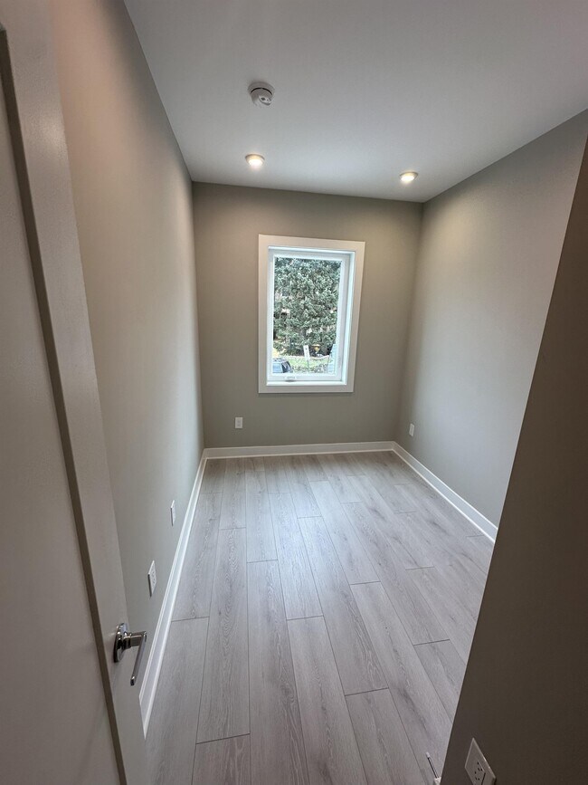 Foto del edificio - 3519 16th St NW