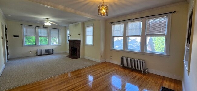 Building Photo - 109 Green Hill Pkwy