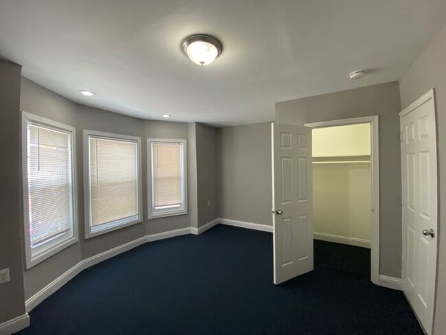 Foto del edificio - 3 Bedroom Semidetached home