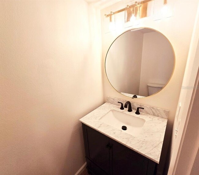 Building Photo - 127 Heron Bay Cir