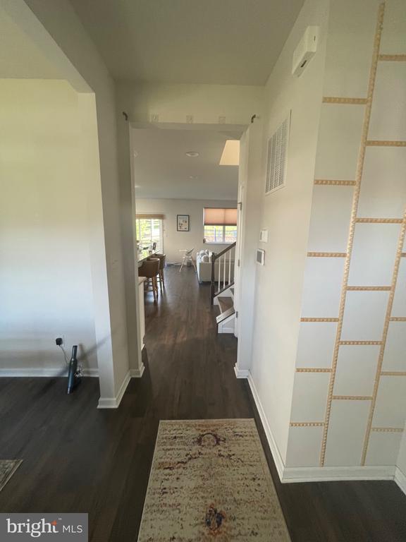 Foto del edificio - 226 Seven Springs Ln