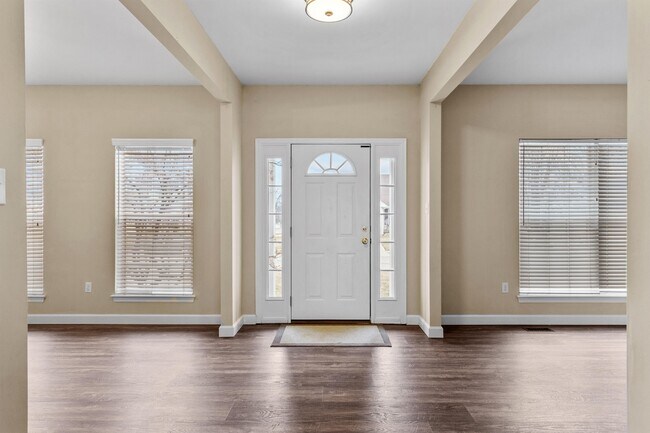 Foto del edificio - 612 Zumwalt Crossing