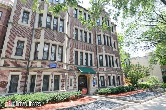 Building Photo - 4632 N Paulina St
