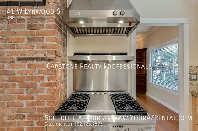 Building Photo - COMING SOON: Rare 3 bedroom 2 bath home fo...