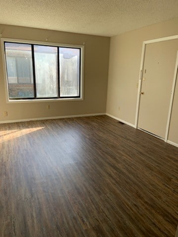 Building Photo - 610 N Richmond