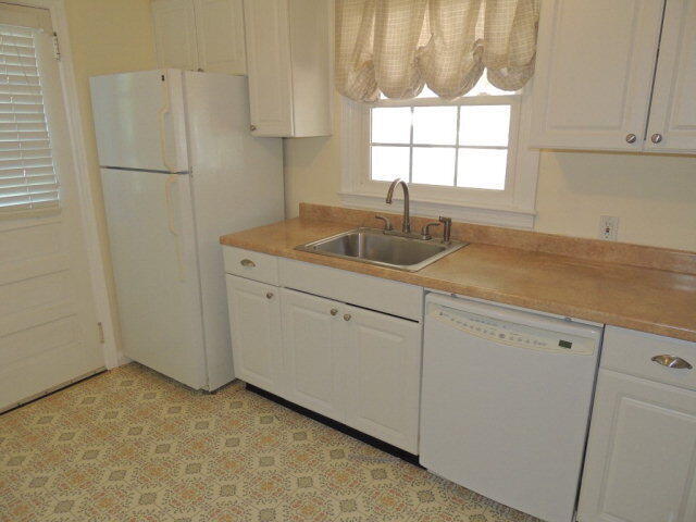 Foto del edificio - 1010 Evans Rd