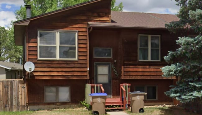 Building Photo - 4207 E Comanche Dr