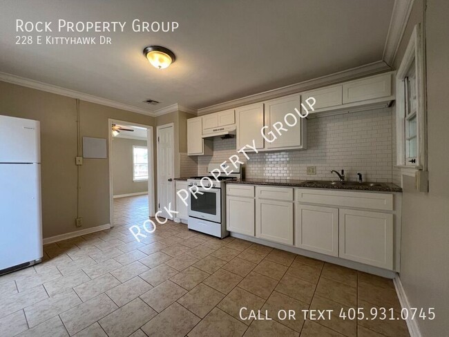 Foto del edificio - Must See 2 Bedroom Home *$400 Off First Mo...