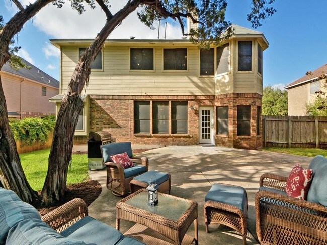 Building Photo - 3908 Sawmill Dr