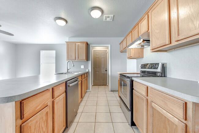 Foto del edificio - 1900 Terrace Lawn Dr