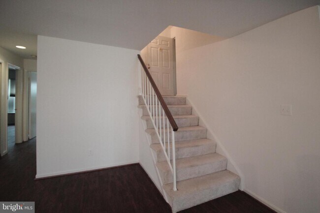 Foto del edificio - 12890 Grays Pointe Rd