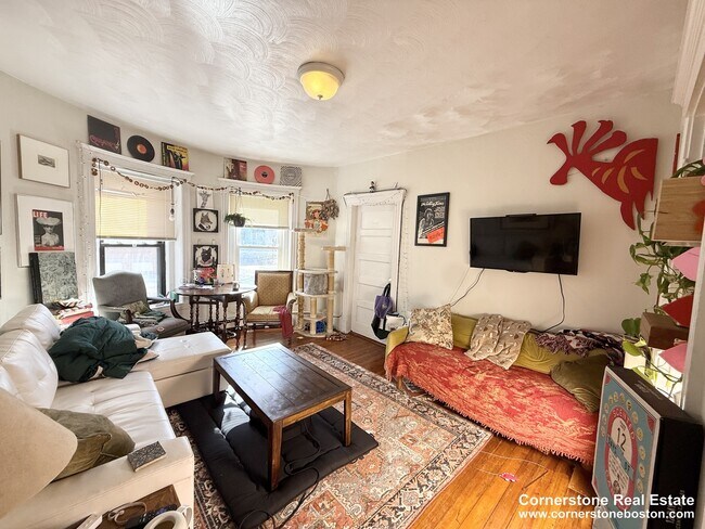 Building Photo - 60 Empire St