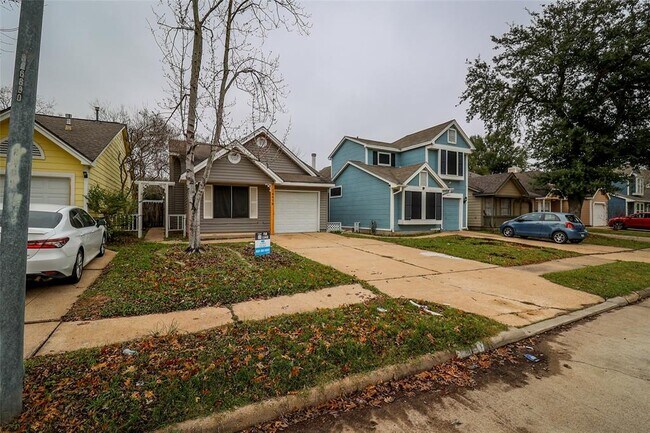 Foto del edificio - 18638 N Lyford Dr