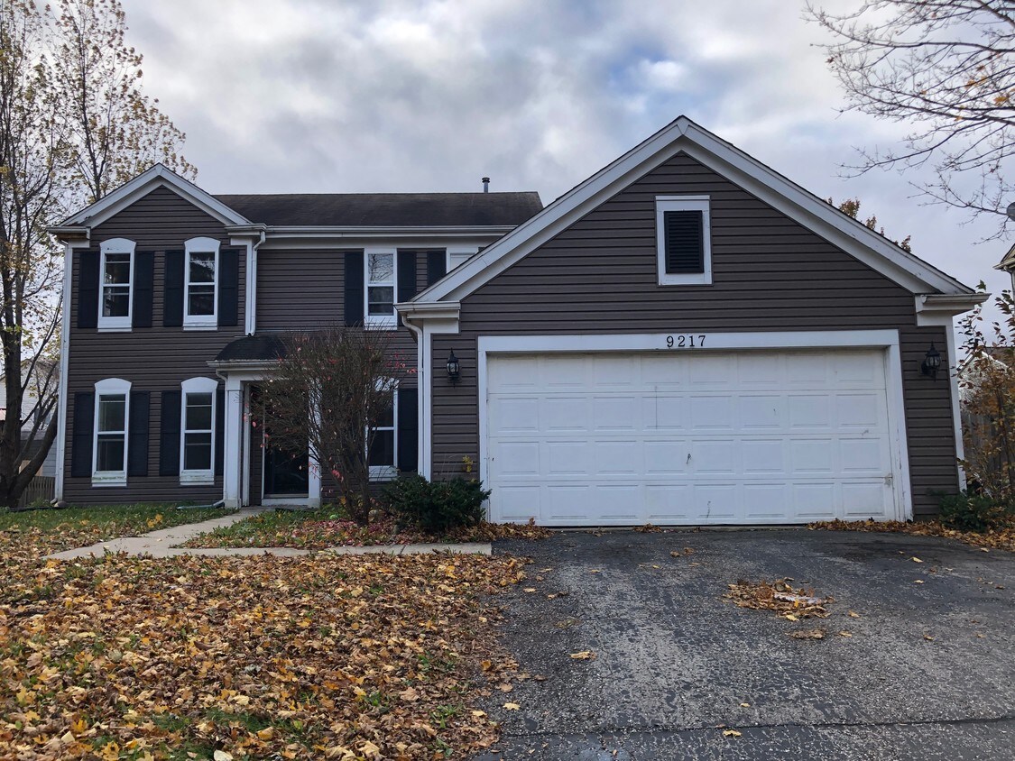 9217 73rd St, Kenosha, WI 53142 House Rental in Kenosha, WI