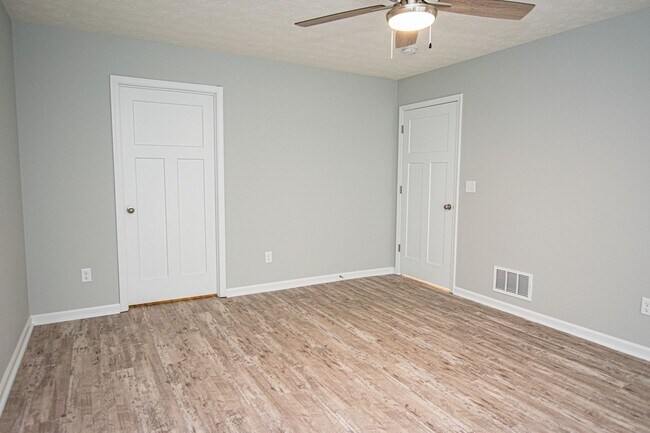 Building Photo - 506 Eagle Pointe Dr