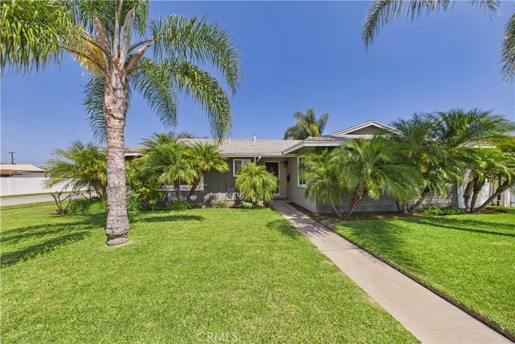 Foto principal - 8412 San Marino Dr