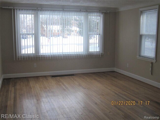 Building Photo - 540 Mcmunn St
