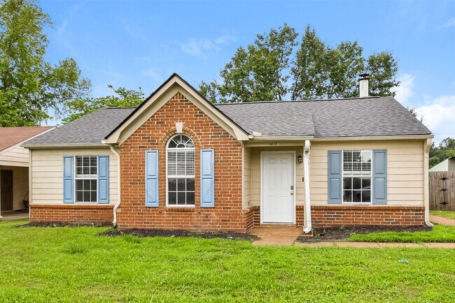 Foto del edificio - 1411 Lagrange Downs Rd