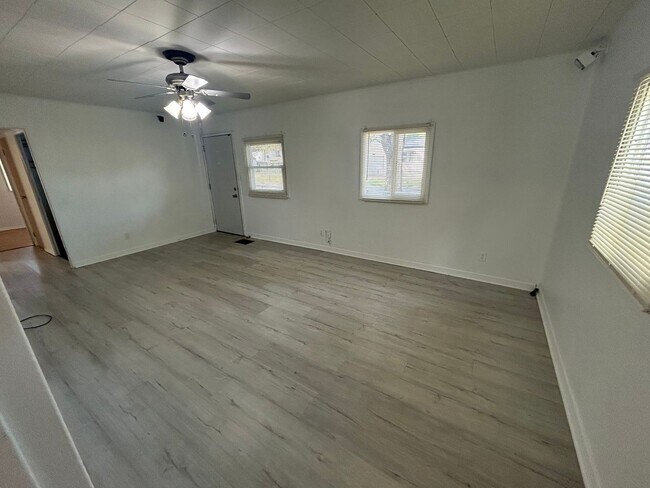 Foto del edificio - 421 N 35th St