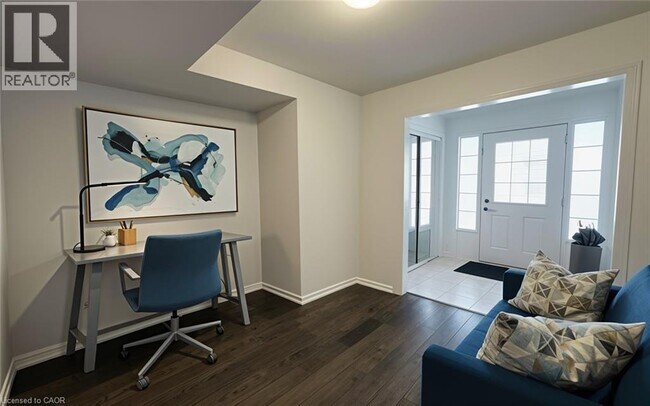 Photo du bâtiment - 518 Buckeye Ct