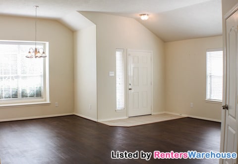 Building Photo - 7551 Summerdale Dr