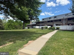 Building Photo - 202 Stony Way