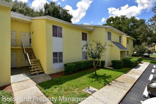 Building Photo - 2 br, 1.5 bath House - 610 Fairways Circle A