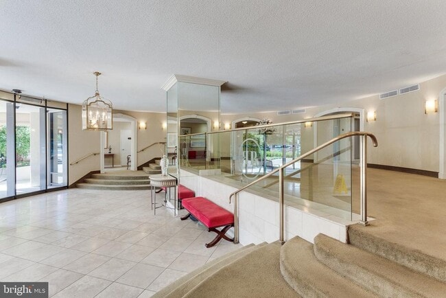 Building Photo - 8340 Greensboro Dr