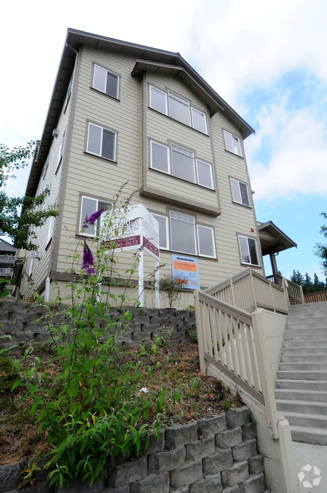 Foto del edificio - 3706 Rucker Ave