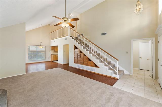 Building Photo - 2088 Bronco Ln