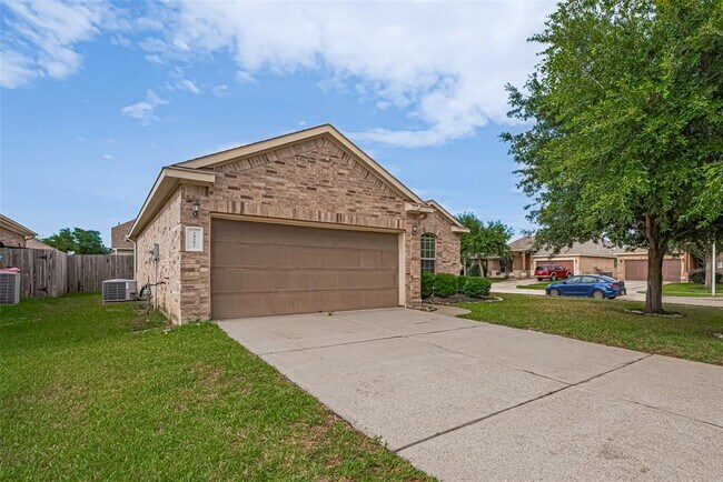 Foto del edificio - 18302 Red Oak Manor Ln