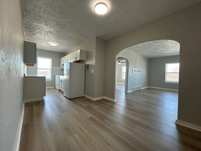 Interior Photo - 723 Ella St Beatrice, NE